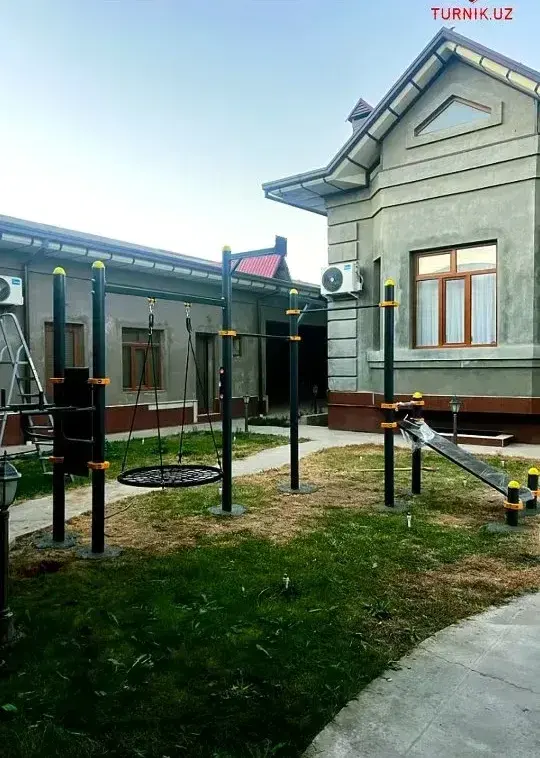 Уличный комплекс TURNIK.UZ у частного дома